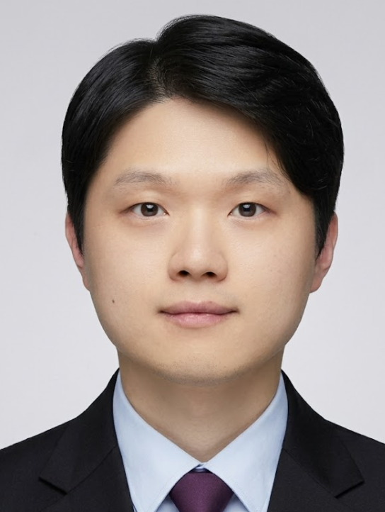 부목사: 이현명